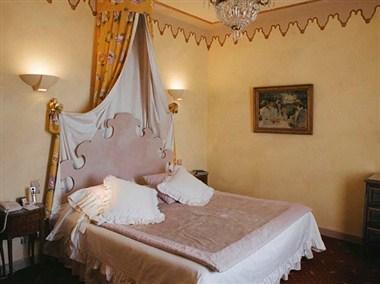 Hotel du Centenaire em Les Eyzies-de-Tayac-Sireuil, FR