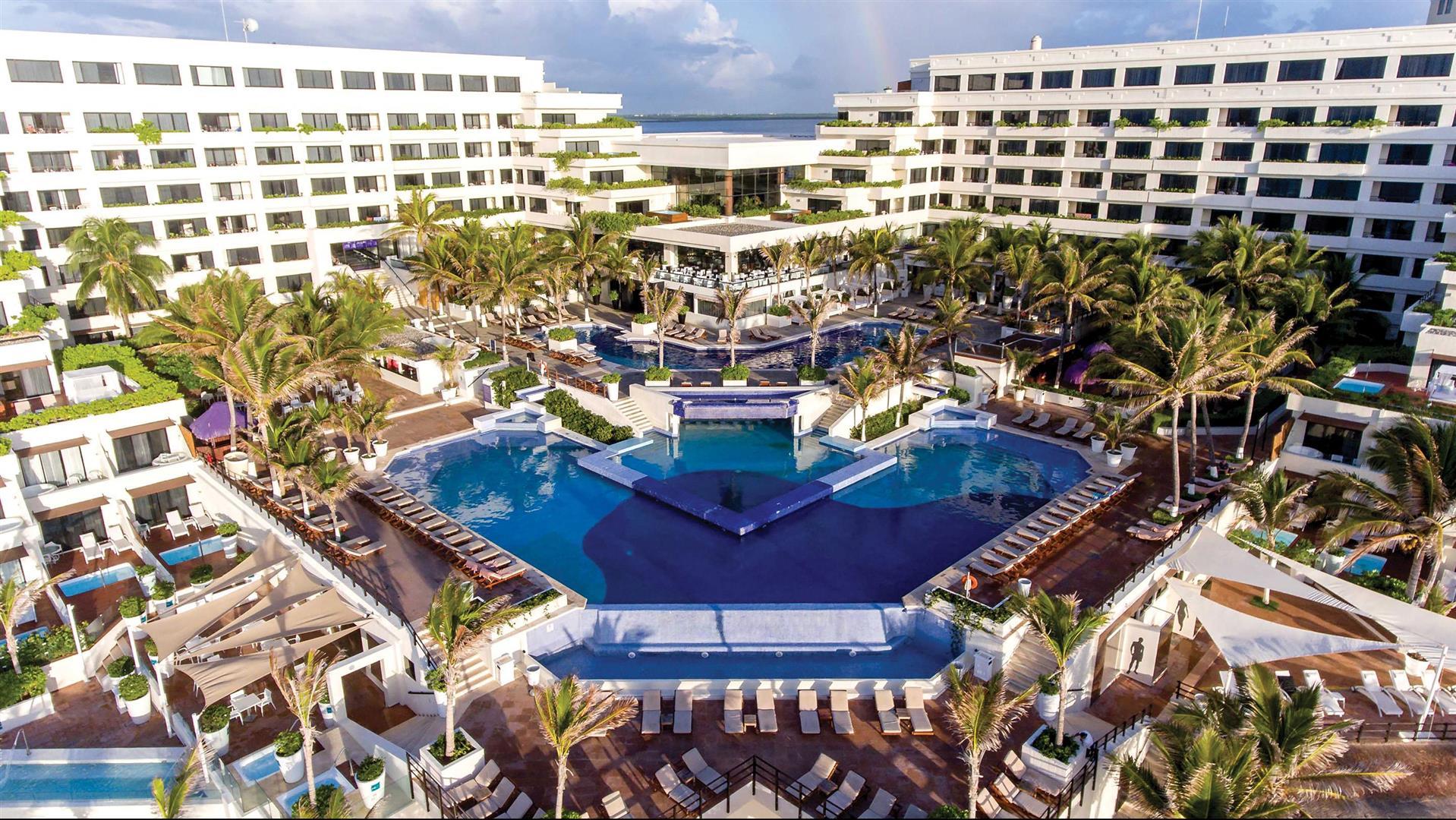 Now Emerald Cancun Resort & Spa image