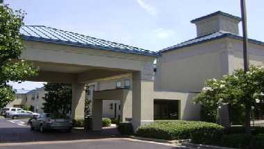 Holiday Inn Express Hotel & Suites Wilson I-95 en Wilson, NC