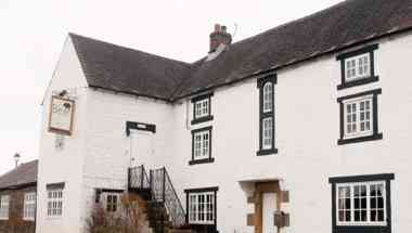 The Bear Inn & Hotel, Belper, GB1