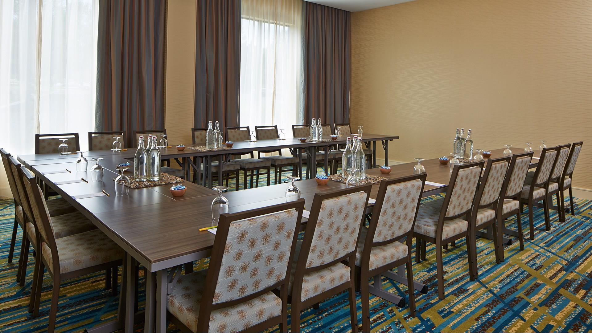 Изображение помещения для встречи