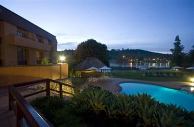 Pine Lake Inn в Nelspruit, ZA