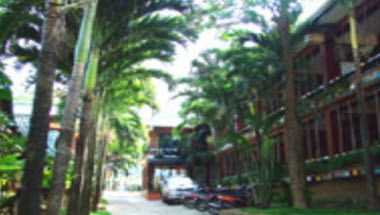 Alina Resort in ตราด, TH