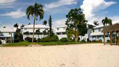 West Bay, KY의 Silver Sands Condominiums