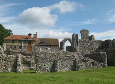 Leiston Abbey a Leiston, GB1