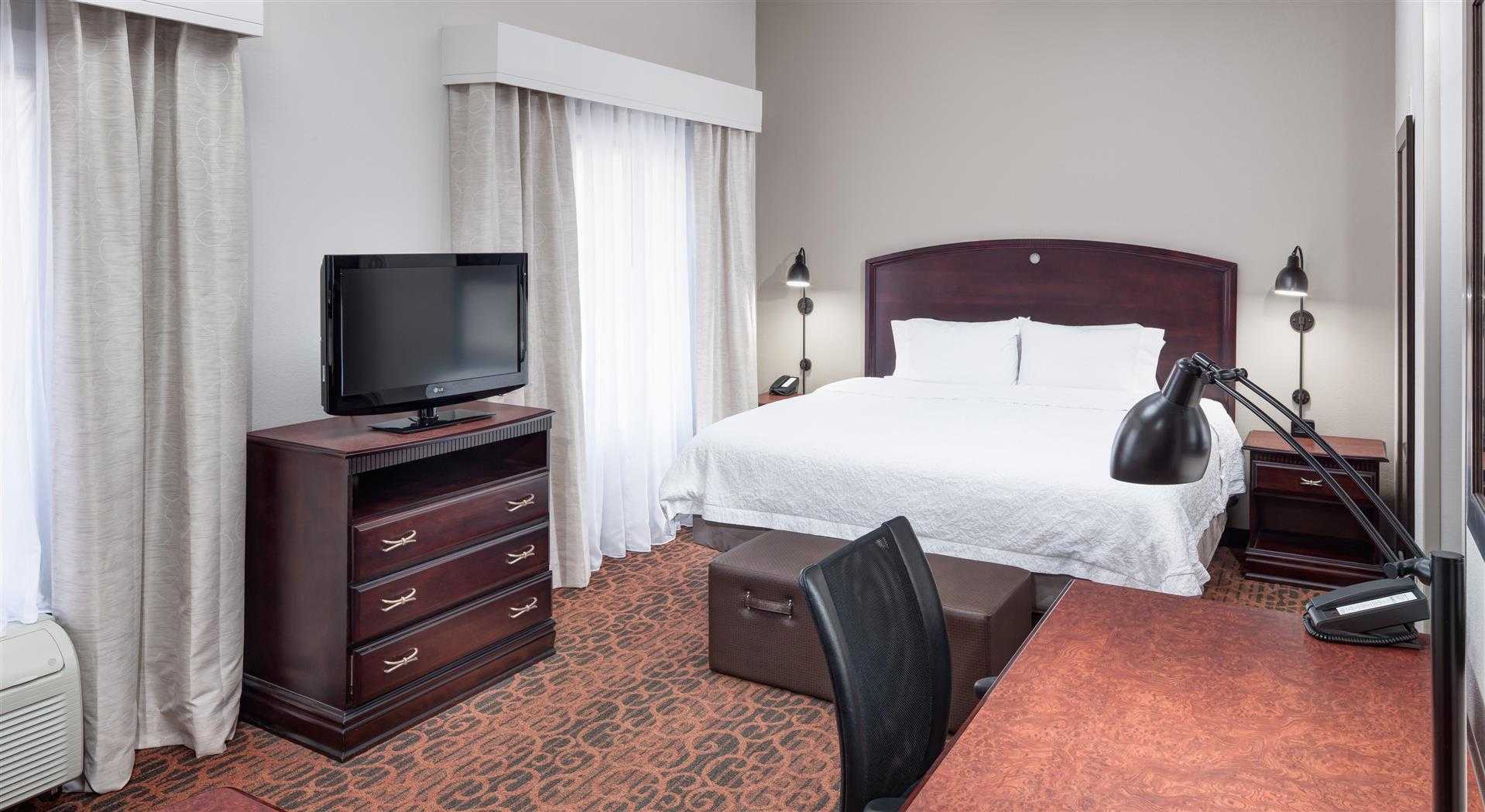 Hampton Inn & Suites Dothan in Dothan, AL
