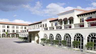 Spanish Court Hotel a Kingston, JM