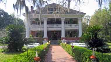Herlong Mansion Bed & Breakfast Inn, Micanopy, FL
