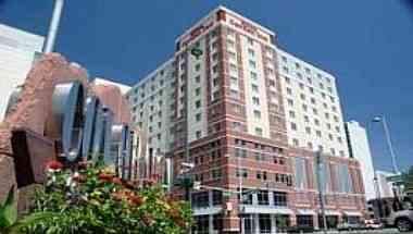 Hilton Garden Inn Denver Downtown in Denver, CO