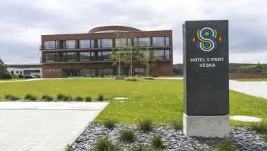 Hotel Port S-Veska em Dolany, CZ