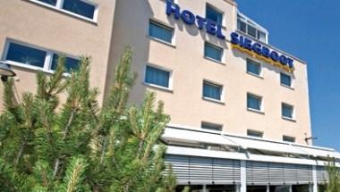 Hotel Siegboot image