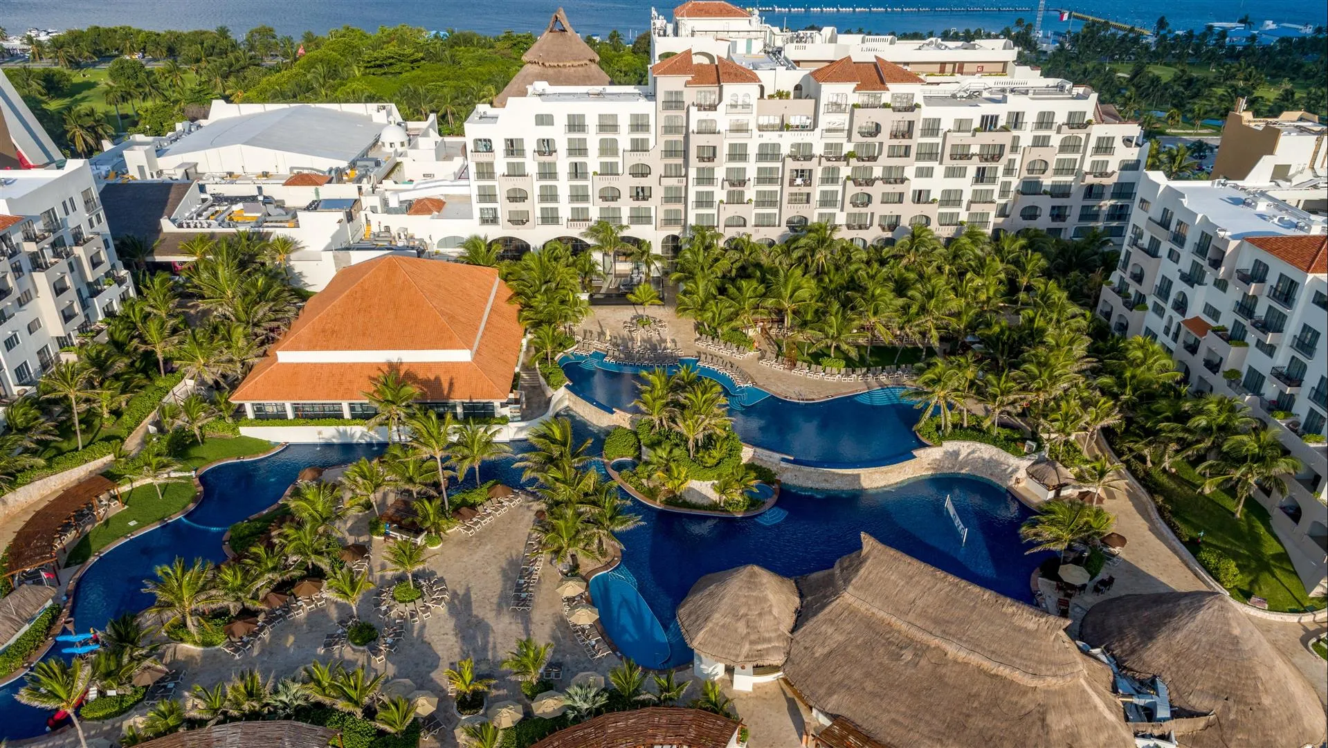 รูปสถานที่จัดงาน