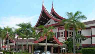 The Grand Beach Resort em Port Dickson, MY