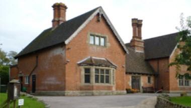 Goodrich Village Hall в Ross-On-Wye, GB1