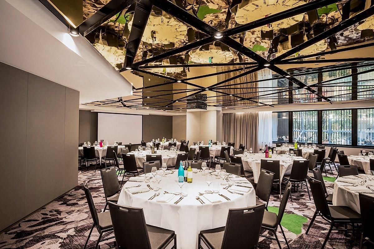 รูปสถานที่จัดงาน