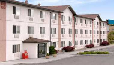 Super 8 by Wyndham The Dalles OR i The Dalles, OR