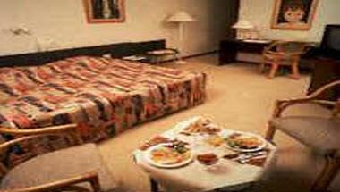 Alfa Waldorf Hotel image