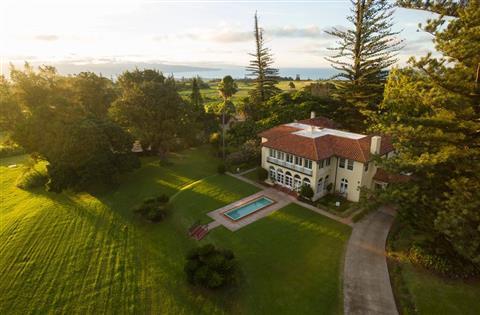 Hui No'eau Visual Arts Center