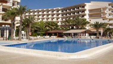 Hotel Cap Negret image