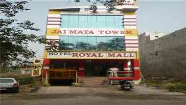 Hotel Royal Mall a Rohtak, IN