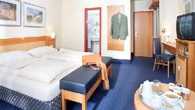 Hotel Schiller GmbH a Olching, DE