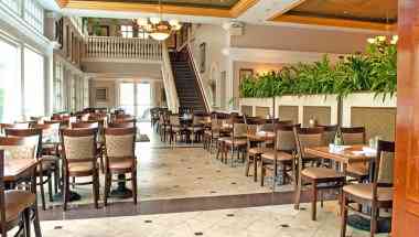 Adelphia Restaurant & Bar à Woodbury, NJ