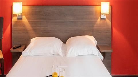 Zenitude Hotel Residences Nimes Center in Nimes, FR