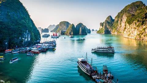 HA LONG BAY