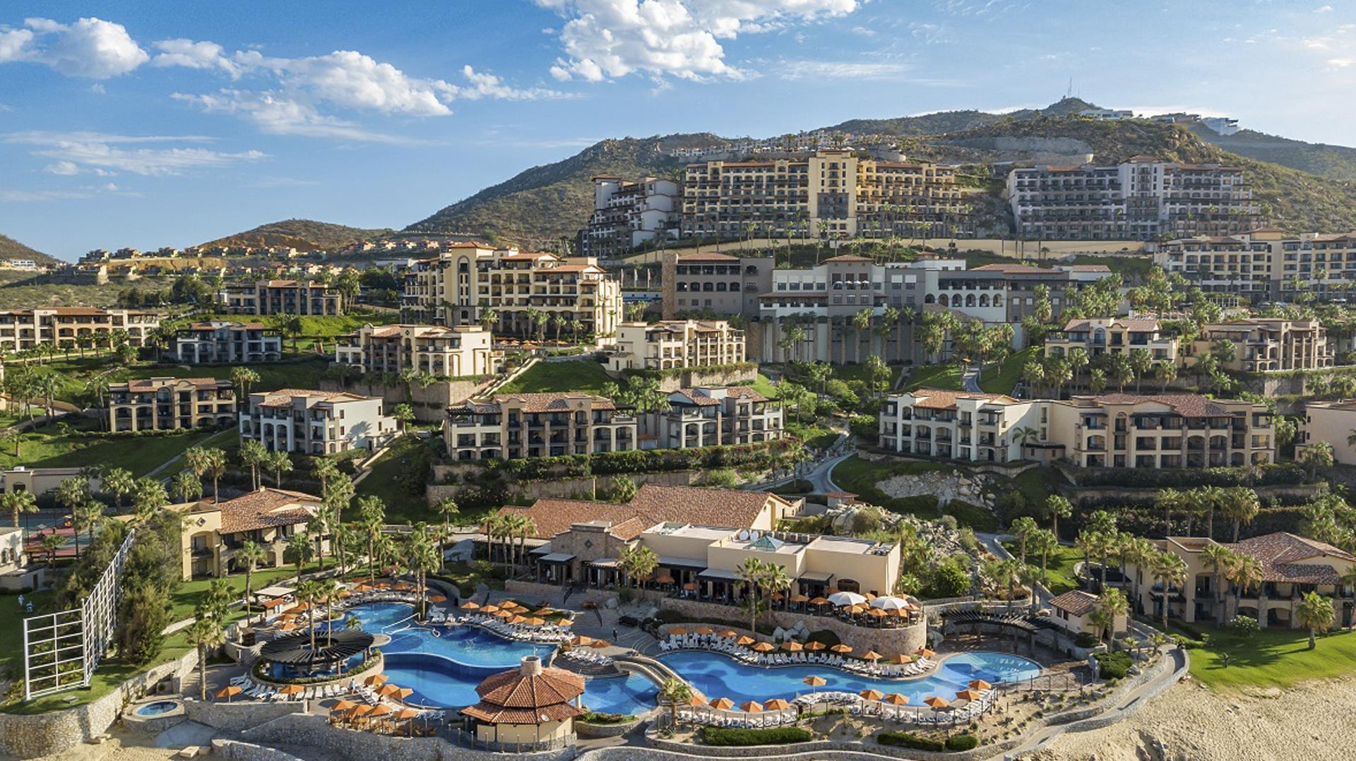 Pueblo Bonito Sunset Beach Resort & Spa image