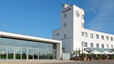 V8 HOTEL Motorworld Region Stuttgart image