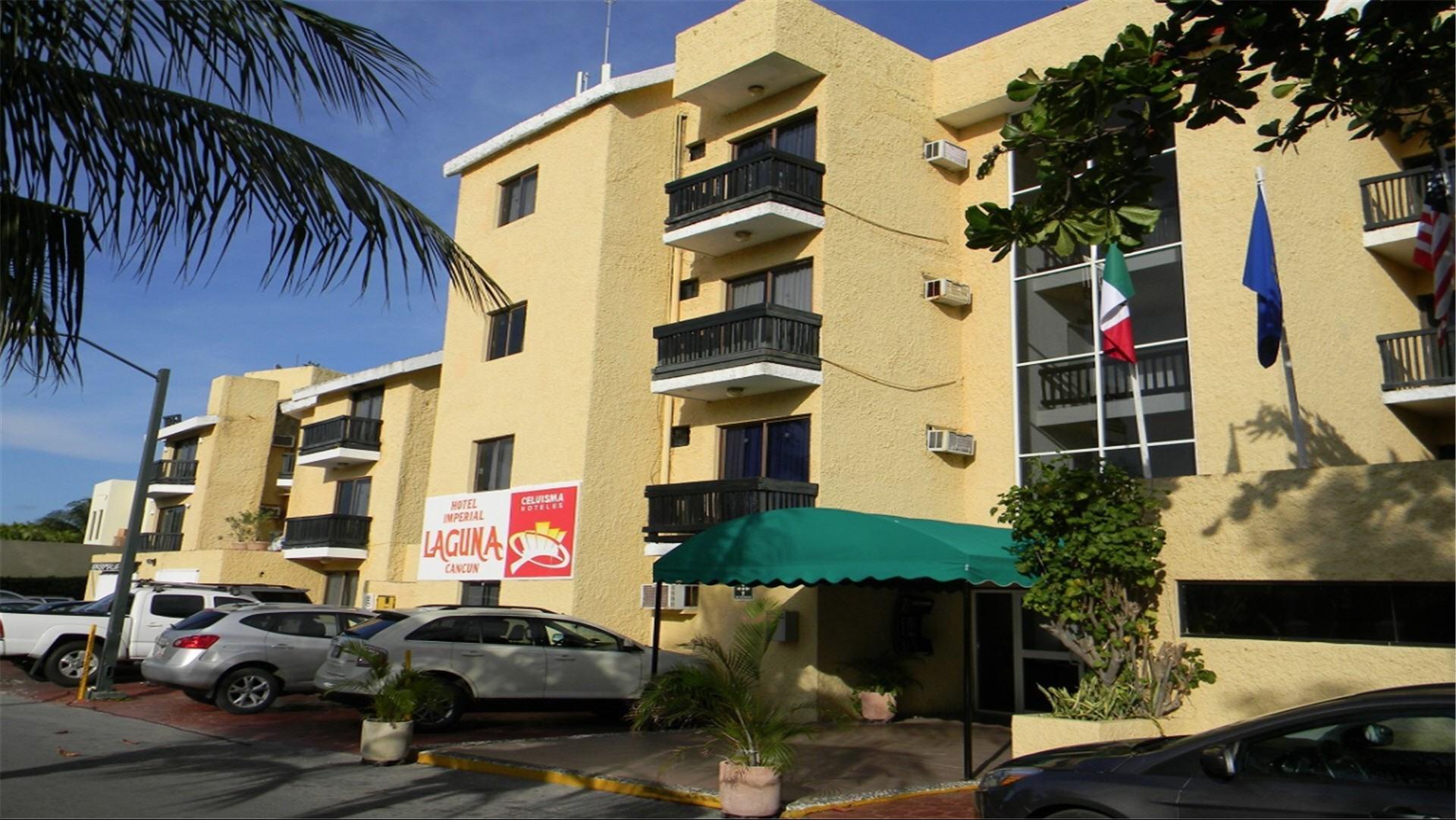 Beach House Imperial Laguna Cancun Hotel image
