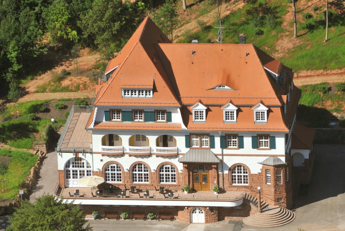 Kurhaus Trifels Seminarhotel image