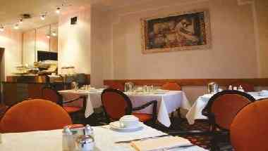 Hotel Falk em Frankfurt, DE