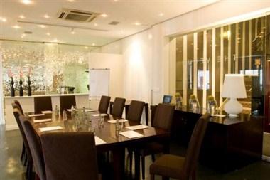 The Grand Daddy в Cape Town, ZA