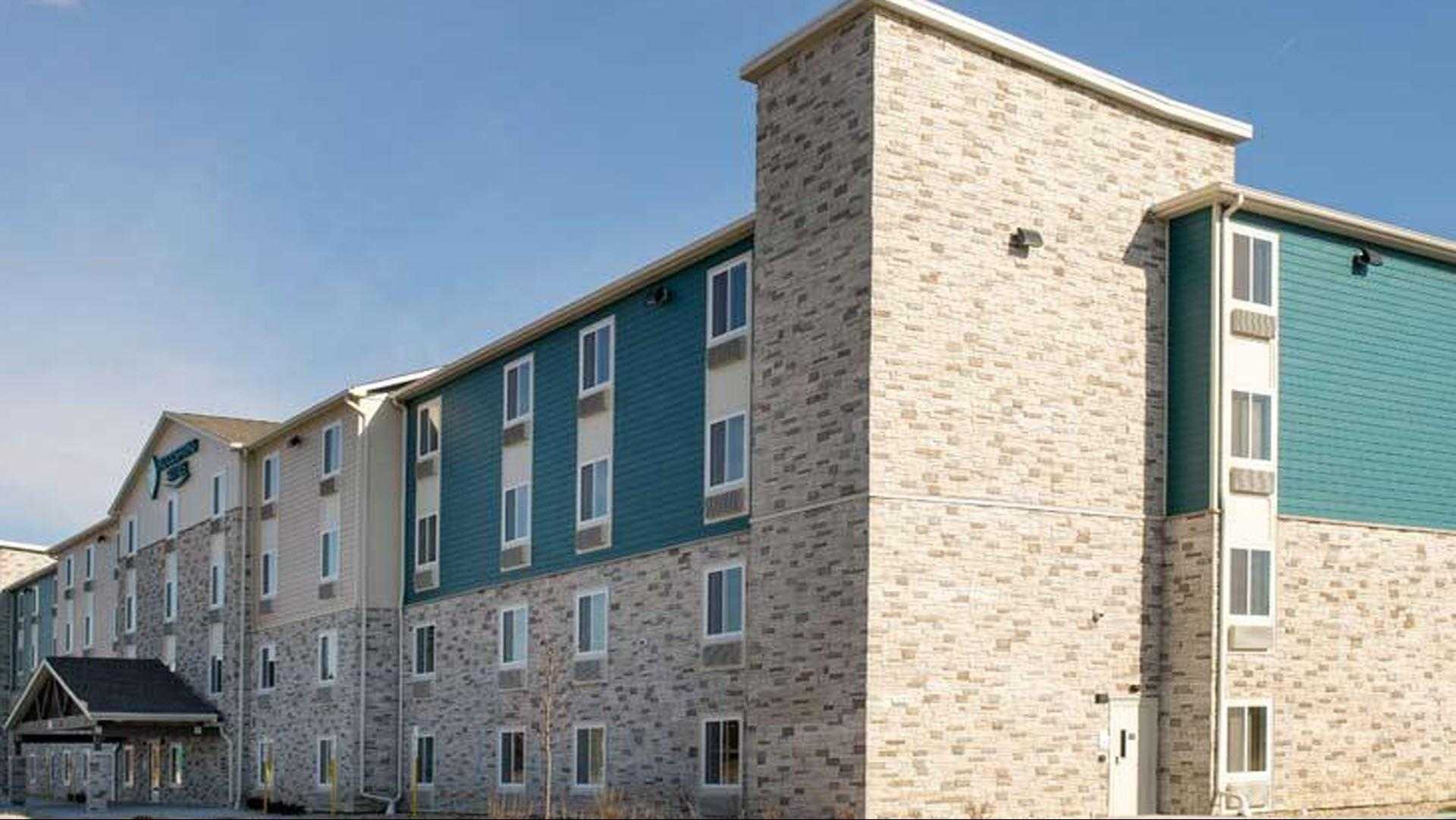 WoodSpring Suites Chicago Tinley Park a Tinley Park, IL