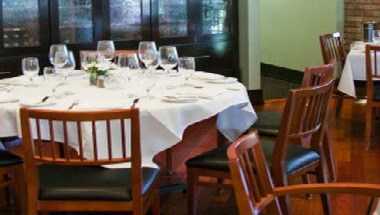 Dolce Westmont в Oakbrook Terrace, IL