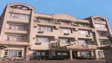 Hotel Asia Shripati em Katra, IN