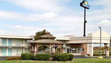 Days Inn by Wyndham Clarksville TN в Clarksville, TN