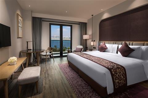 Crowne Plaza Qingdao Oriental Movie Metropolis a Qingdao, CN