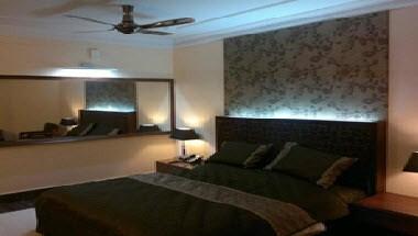 Hotel Shiraz en Bhadohi, IN