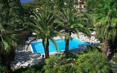 Barracuda Hotel Resort in Marina Di Campo, IT