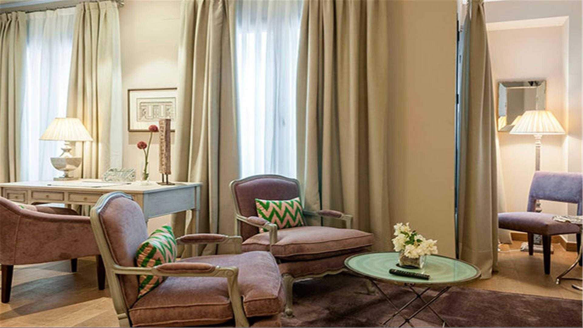 Suites Murillo Segovias in Seville, ES