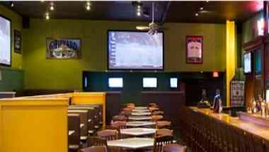 Binga's Stadium Smokehouse & Sports Bar em Portland, ME