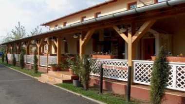 Tueskevar Panzio a Nyiregyhaza, HU