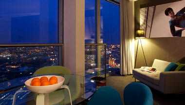 Staying Cool Birmingham a Birmingham, GB1