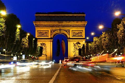 Avenue des Champs Elysees