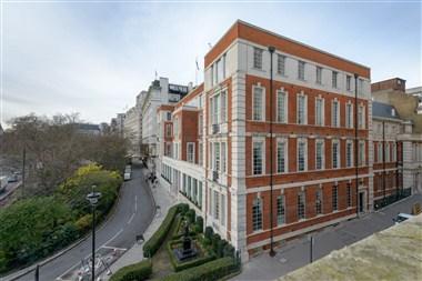 IET London: Savoy Place в London, GB1