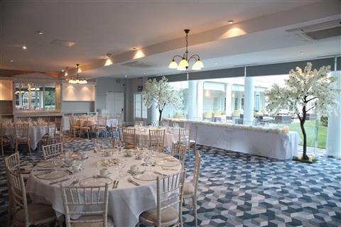 Manor of Groves Hotel, Golf & Country Club in Sawbridgeworth, GB1