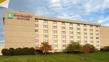 Embassy Suites by Hilton Chicago Schaumburg Woodfield image