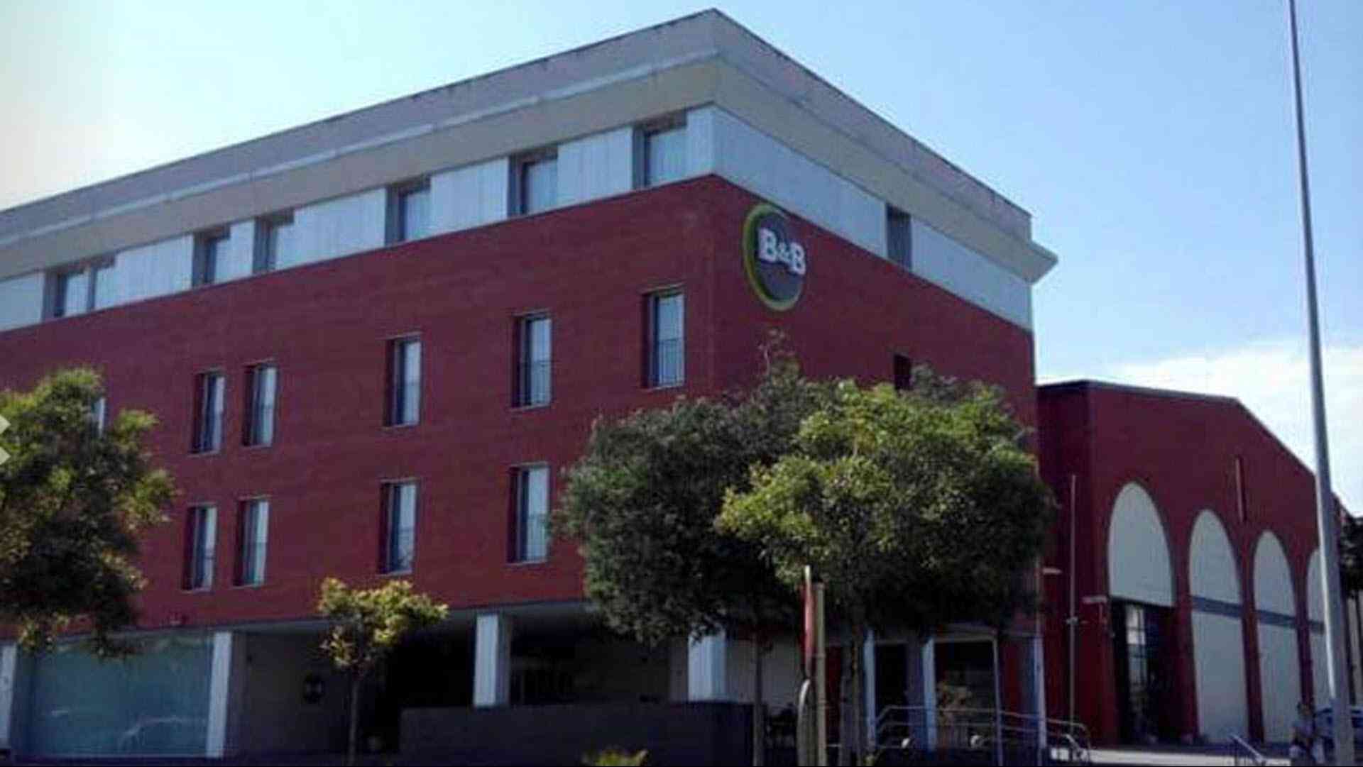 Girona, ES 的 Hotel B&B Girona